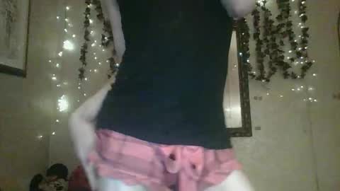 sillymillie0 online show from February 2026 11:23:01 PM