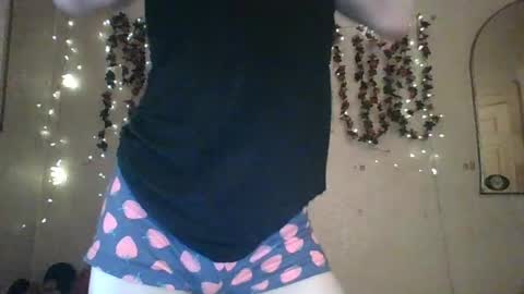 sillymillie0 online show from July 2026 09:41:01 PM