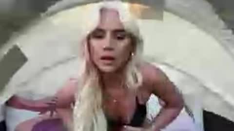 Skylarrrr online show from April 2026 12:30:02 AM