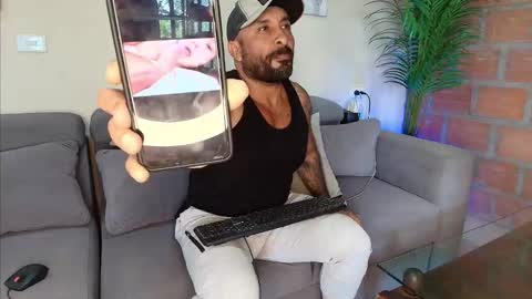 thestraightroom online show from March 2026 06:23:02 PM