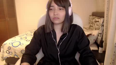 Mai online show from February 2025 04:49:01 AM