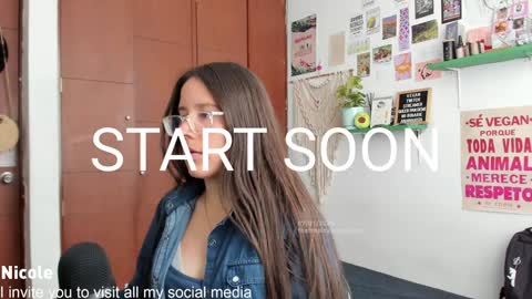 Snapshot of thetropicalseduction chatting on January 2025 07:28:01 PM Nicole online show from January 2025 07:28:01 PM