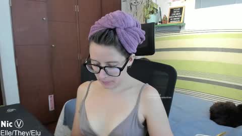 Nicole online show from February 2026 10:14:02 PM