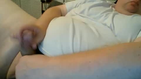 Snapshot of thetrouble chatting on May 2026 03:18:01 PM thetrouble online show from May 2026 03:18:01 PM