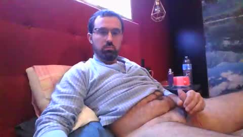 Carlos1990 online show from December 2025 03:12:01 AM