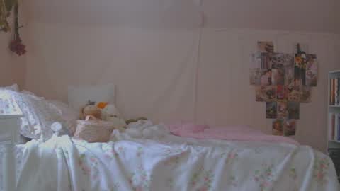 Carmen online show from February 2025 08:00:01 PM