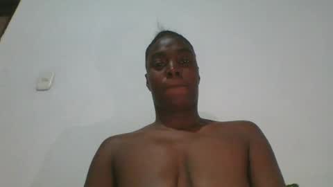 Snapshot of theylorlil chatting on July 2026 05:41:01 PM theylorlil online show from July 2026 05:41:01 PM