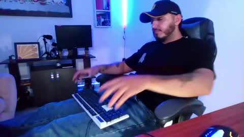 thiago_420 online show from May 2026 10:50:03 PM