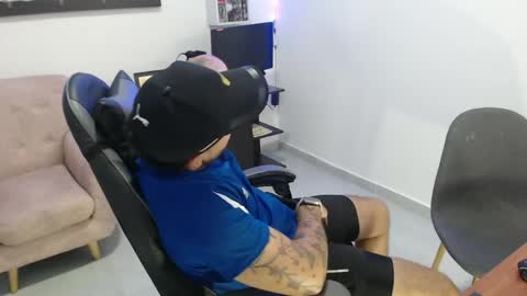 thiago_420 online show from May 2026 01:57:16 AM