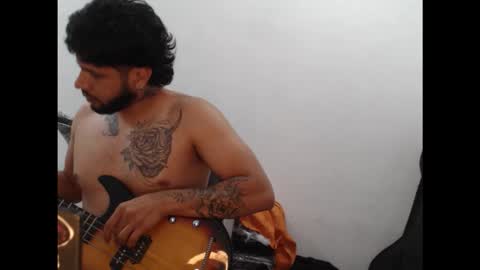 Snapshot of thiago_balconee chatting on October 2025 10:43:02 PM Thiago balconee online show from October 2025 10:43:02 PM