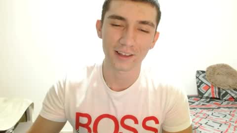 thiago_deseo69 online show from April 2026 01:37:01 AM