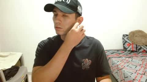 Snapshot of thiago_deseo69 chatting on April 2026 12:59:02 AM thiago_deseo69 online show from April 2026 12:59:02 AM