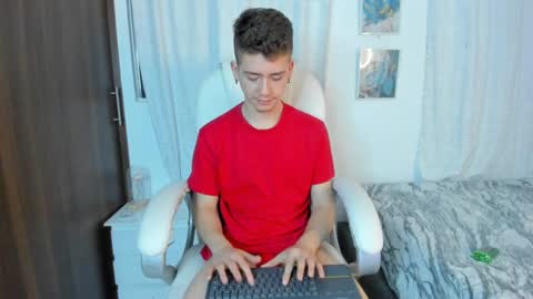 Manuel online show from September 2025 01:42:02 AM