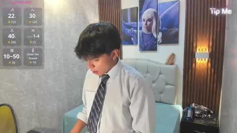 thiago online show from October 2025 08:05:02 PM