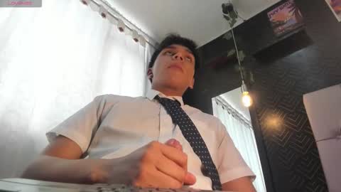 thiago online show from November 2025 01:54:02 PM