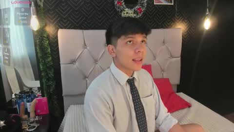 thiago online show from December 2025 01:48:01 PM