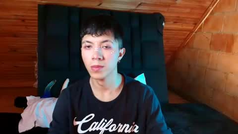 thiago_n_sam online show from October 2025 05:47:02 PM