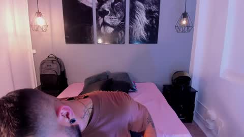 Thiago online show from December 2024 03:52:01 AM