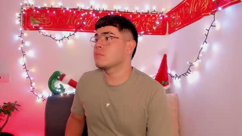 thiago_occonor online show from November 2025 02:55:02 AM