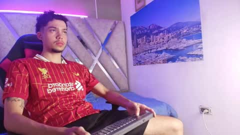 Thiago online show from May 2026 07:19:02 PM