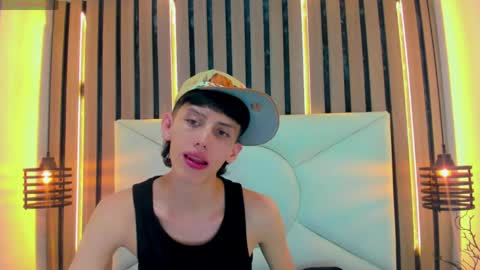 thiago_twink38 online show from April 2026 09:35:02 AM