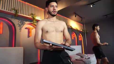 Thiago online show from January 2026 12:32:02 PM