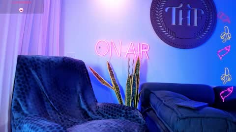 thiago online show from October 2025 05:41:01 AM