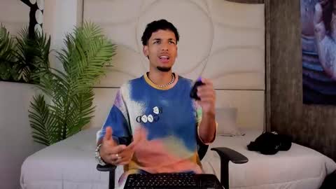 ThiagoFerreti online show from October 2025 03:40:01 AM