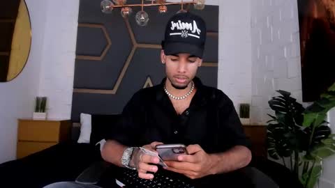 ThiagoFerreti online show from November 2025 07:24:01 PM