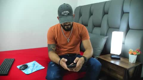 Thia Gomez online show from March 2026 07:28:01 PM