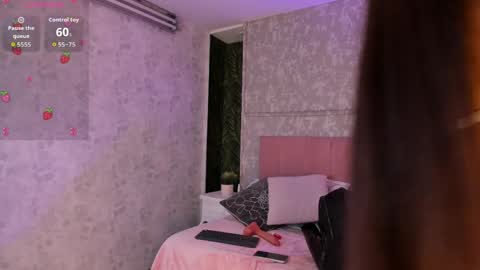 Snapshot of thiara_gh chatting on May 2026 01:55:01 AM thiara_gh online show from May 2026 01:55:01 AM