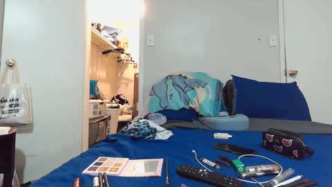 Snapshot of thiccxe chatting on January 2025 06:17:01 AM GinWitDaJuice online show from January 2025 06:17:01 AM