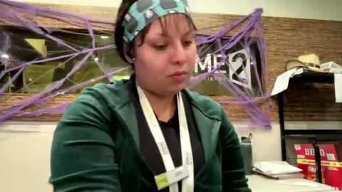 Snapshot of thiccxe chatting on October 2025 09:24:01 AM GinWitDaJuice online show from October 2025 09:24:01 AM