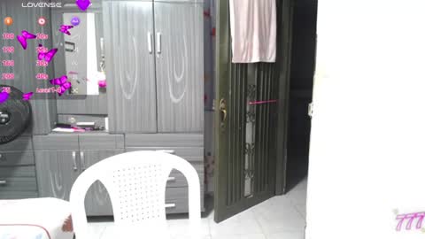 Snapshot of thickebonymilf chatting on July 2026 05:31:02 AM XIOMARA online show from July 2026 05:31:02 AM