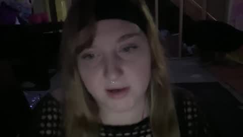 Ariel online show from January 2025 12:18:01 AM