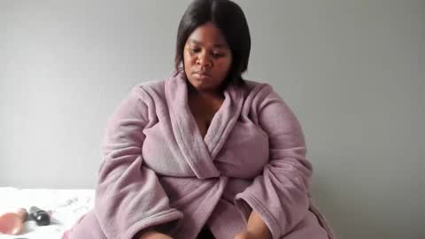 thickleeyanax online show from January 2025 01:09:01 PM