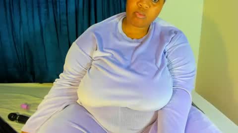 Snapshot of thickleeyanaxxx chatting on June 2026 03:30:02 AM thickleeyanaxxx online show from June 2026 03:30:02 AM