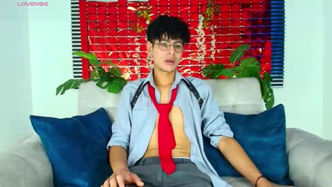 Snapshot of thiiagosaeenz chatting on February 2026 03:30:01 PM Thiago Saenzz online show from February 2026 03:30:01 PM