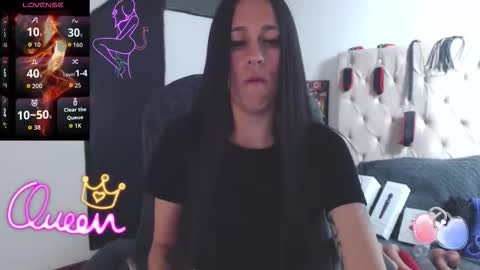 Snapshot of thin__tatto_ chatting on January 2026 06:00:01 PM MADAME online show from January 2026 06:00:01 PM