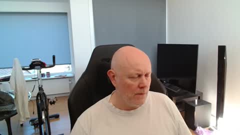 thomas315627 online show from May 2026 06:19:01 AM