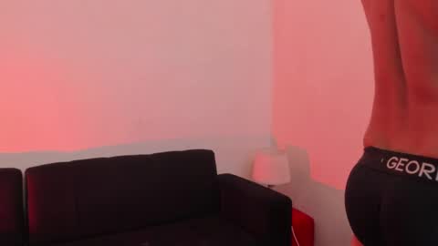 Thomas Brandon online show from April 2026 01:49:01 AM