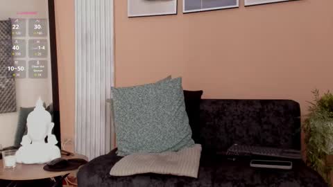 Thomas Eliott   independent model online show from February 2026 07:50:02 PM