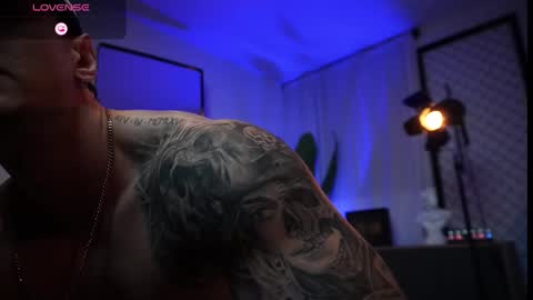 Snapshot of thomas_falcon1 chatting on February 2026 12:07:01 AM Thomas Falcon online show from February 2026 12:07:01 AM