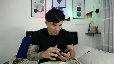 Snapshot of thomas_hot369 chatting on March 2026 05:03:01 PM thomas_hot369 online show from March 2026 05:03:01 PM