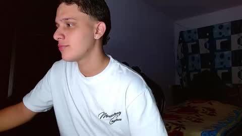 ---Thomas--- online show from November 2025 08:04:01 AM