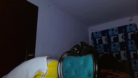 ---Thomas--- online show from November 2025 04:00:01 AM