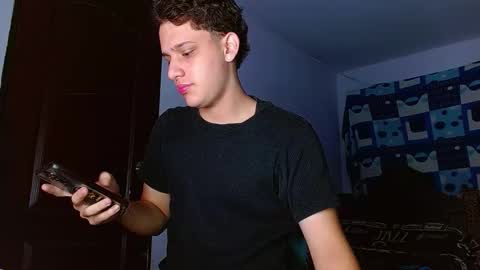 ---Thomas--- online show from November 2025 07:30:02 AM