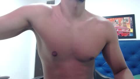 Thomas online show from March 2025 07:49:01 PM