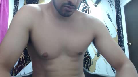 Snapshot of thomas_neuman chatting on February 2026 08:15:01 PM Thomas online show from February 2026 08:15:01 PM