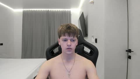 Tomas online show from March 2026 09:05:01 PM